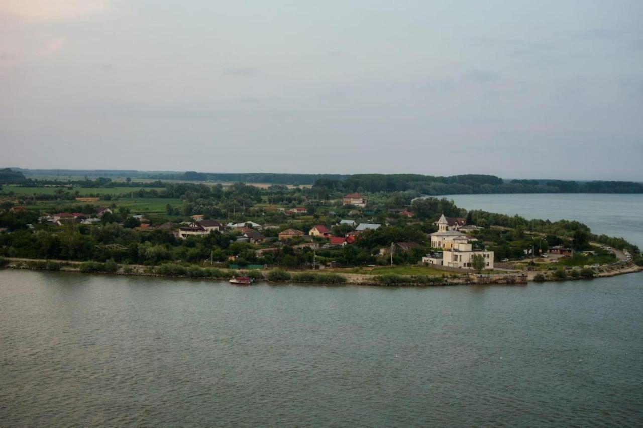 Delta Danube View Apart Tulcea Luaran gambar