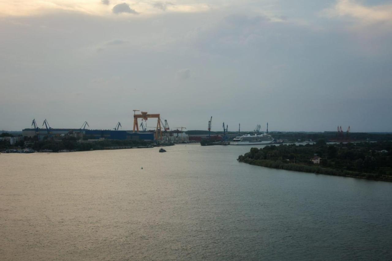 Delta Danube View Apart Tulcea Luaran gambar